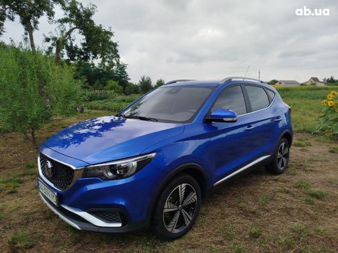 MG ZS EV 2020 синий - фото 3