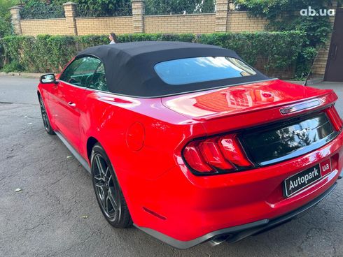 Ford Mustang 2019 красный - фото 19