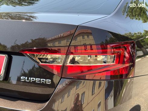 Skoda Superb 2016 коричневый - фото 14