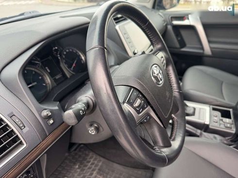 Toyota Land Cruiser Prado 2020 - фото 17