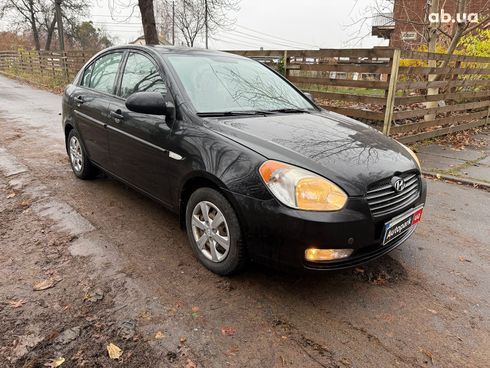 Hyundai Accent 2008 черный - фото 6