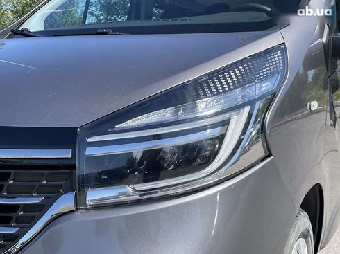 Renault Trafic 2019 - фото 2