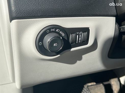 Jeep Compass 2019 белый - фото 17