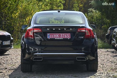 Volvo S60 2017 - фото 16