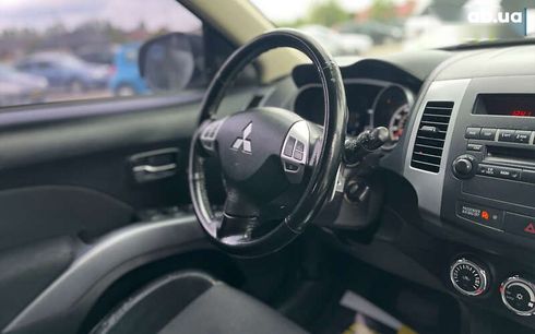 Mitsubishi Outlander 2013 - фото 23