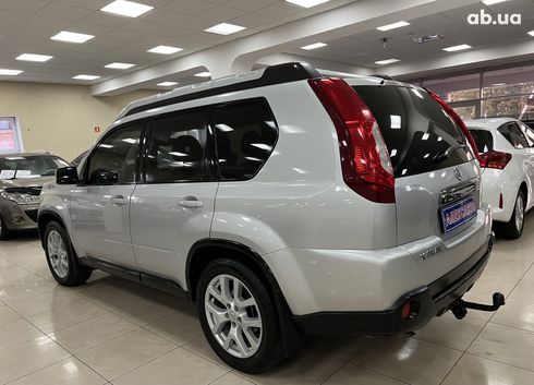 Nissan X-Trail 2013 серебристый - фото 6