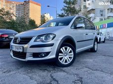 Продаж вживаних Volkswagen Touran 2008 року - купити на Автобазарі