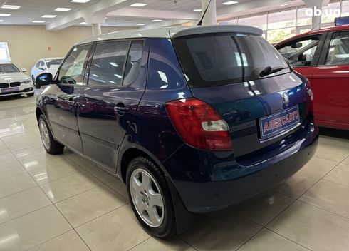 Skoda Fabia 2008 синий - фото 6