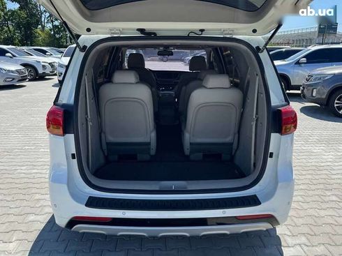 Kia Carnival 2014 - фото 8