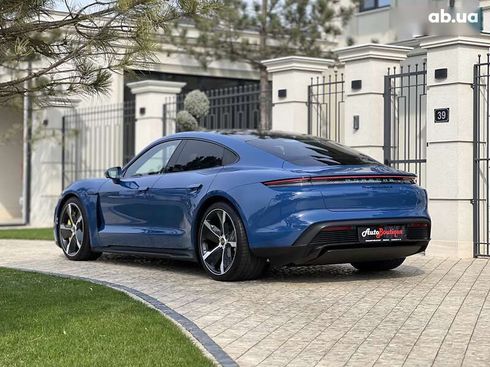 Porsche Taycan 2021 - фото 17