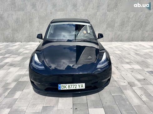 Tesla Model Y 2023 - фото 2