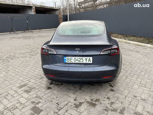 Tesla Model 3 2020 серый - фото 4