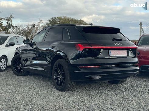 Audi E-Tron 2021 - фото 24