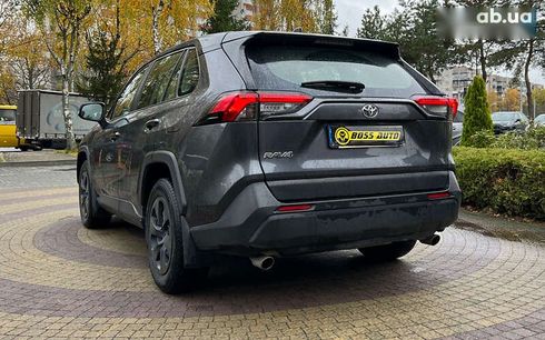Toyota RAV4 2020 - фото 5
