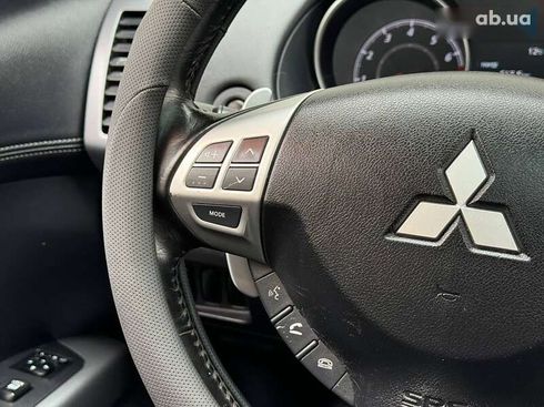 Mitsubishi Outlander 2012 - фото 25