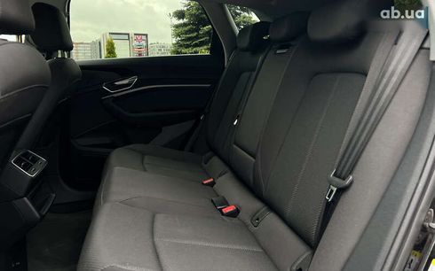 Audi E-Tron 2022 - фото 10