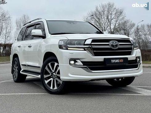 Toyota Land Cruiser 2019 - фото 22