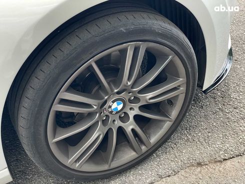 BMW 3 серия 2010 белый - фото 9