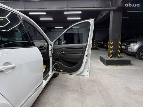 Renault Scenic 2012 - фото 9