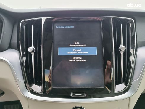 Volvo S60 2018 синий - фото 36