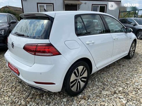 Volkswagen e-Golf 2020 - фото 11