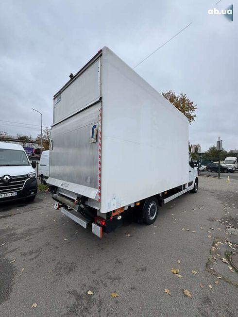 Renault Master 2020 - фото 8