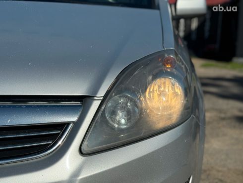 Opel Zafira 2012 серый - фото 6