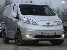 Продаж вживаних Nissan e-NV200 2015 року - купити на Автобазарі