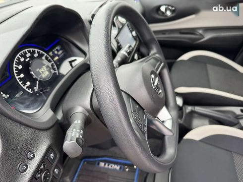 Nissan Note 2018 - фото 16