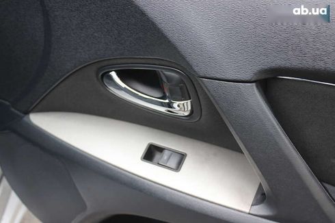 Toyota Avensis 2009 - фото 17