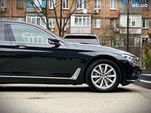 BMW 7 серия 2018 - фото 16