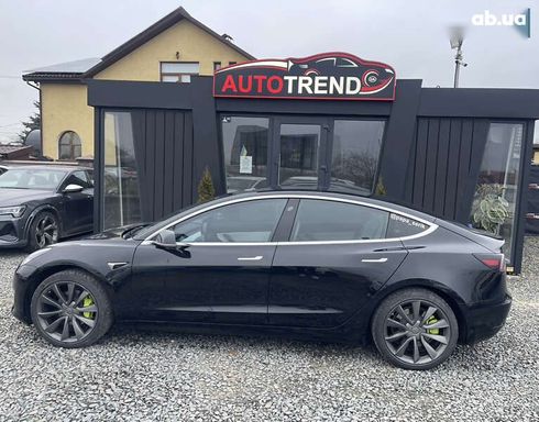 Tesla Model 3 2019 - фото 2