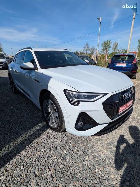 Audi E-Tron 2020 - фото 10
