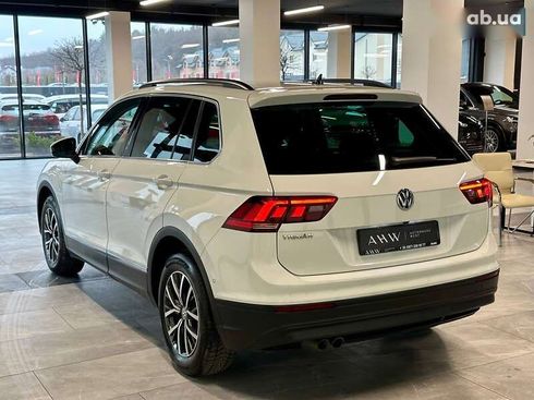 Volkswagen Tiguan 2019 - фото 11