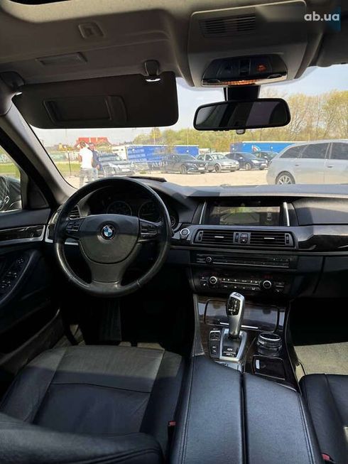 BMW 5 серия 2014 - фото 19