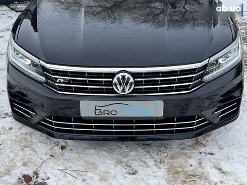 Volkswagen Passat 2017 - фото 12