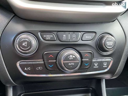 Jeep Cherokee 2014 - фото 27