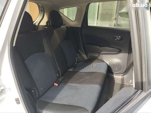 Nissan Versa 2015 - фото 17