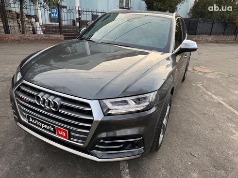 Audi SQ5 2018 серый - фото 2