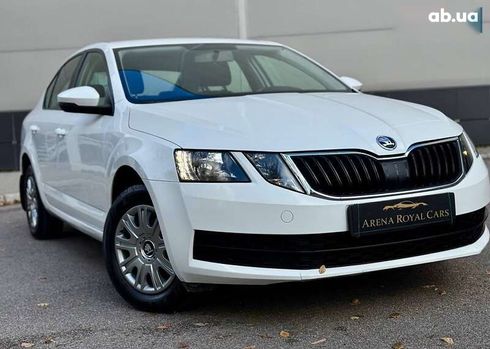 Skoda Octavia 2019 - фото 2