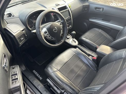 Nissan X-Trail 2012 пурпурный - фото 11
