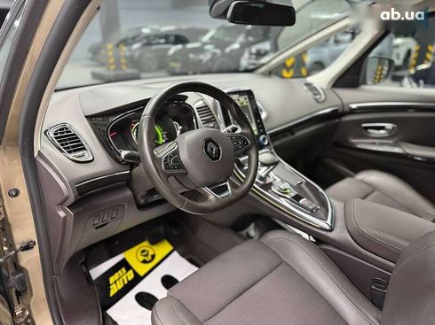 Renault Espace 2015 - фото 22