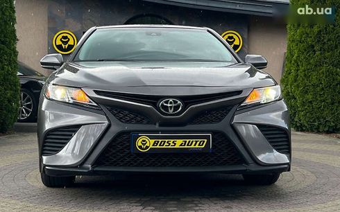 Toyota Camry 2018 - фото 2