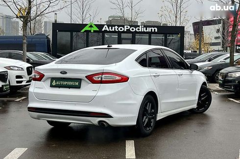 Ford Fusion 2015 - фото 12