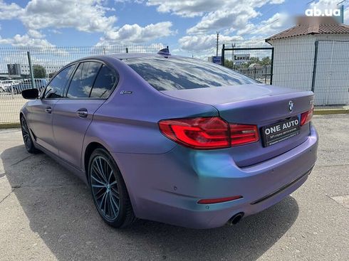 BMW 5 серия 2018 - фото 10