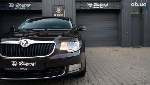 Skoda Superb 2012 - фото 8