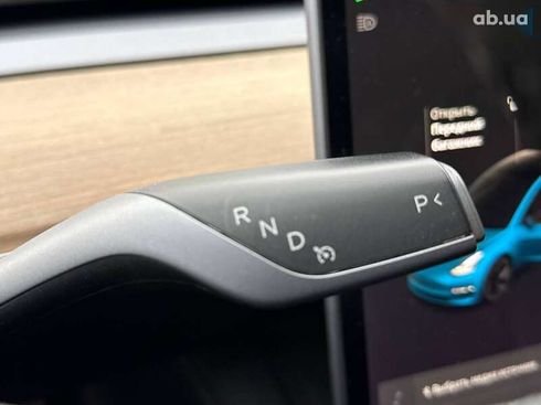 Tesla Model 3 2021 - фото 22