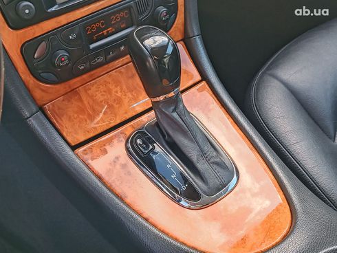 Mercedes-Benz CLK-Класс 2002 серый - фото 25