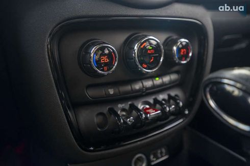 MINI Clubman 2017 - фото 24