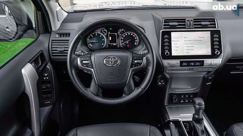 Toyota Land Cruiser Prado 2023 - фото 9